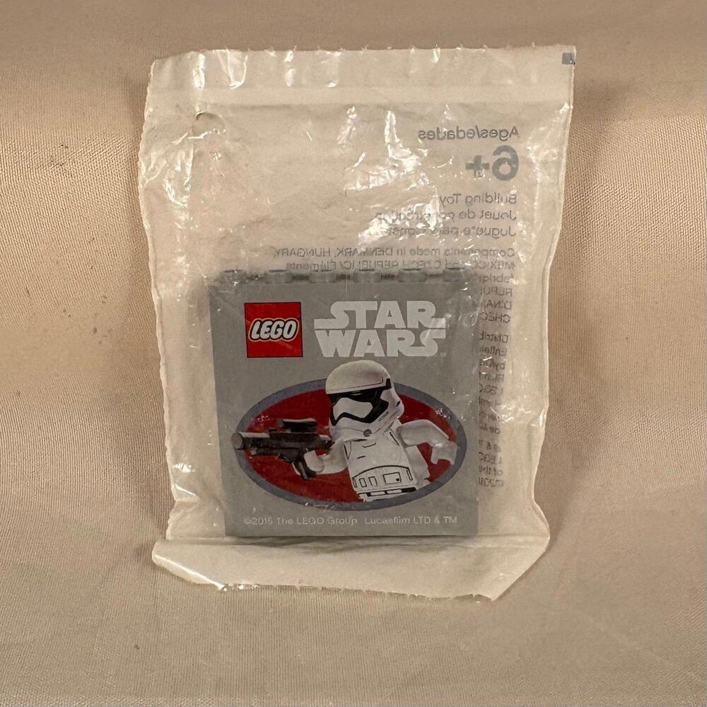 LEGO Star Wars The Force Awakens Promotional Toys ‘R Us Brick